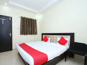 Hotel Shri Radha ISBT by OYO Rooms