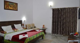 Hotel Surya