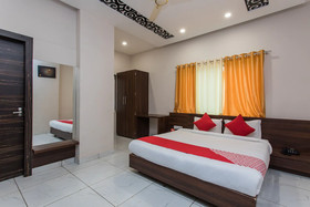 Nakshatra Inn by OYO Rooms