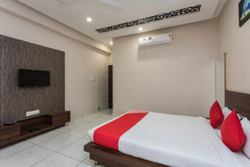 Nakshatra Inn by OYO Rooms