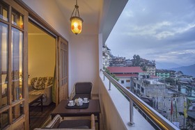 LA Ttakshang Residency Hotel & Spa