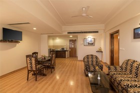Hotel Pacific