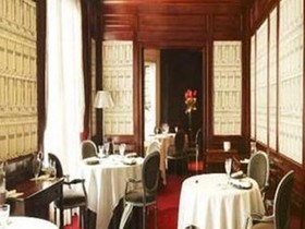 Hotel Imperial Blue