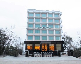Park Grand Hotel