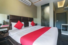 Hotel Mm Inn by OYO Rooms