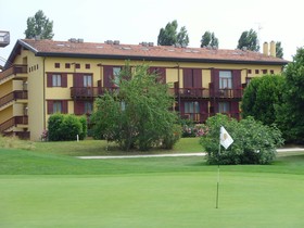 Golf Inn