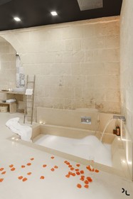 Hydria Residence