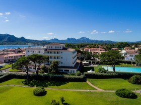 AHR Baja Hotel & Spa