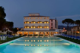 AHR Baja Hotel & Spa