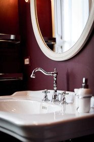 Arnobio Florence Suites