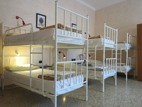 Hostel Archi Rossi