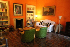 Botanic Garden Villa