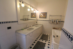 Botanic Garden Villa