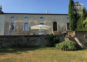 Borgo Buzzaccarini Rocca Di Castello