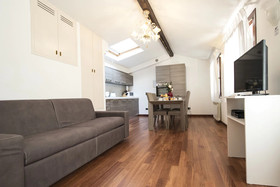 Charming Venice Apartments