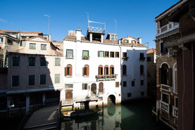 Charming Venice Apartments