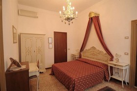 Hotel Mezzo Pozzo