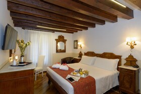 UNAHOTELS Ala Venezia