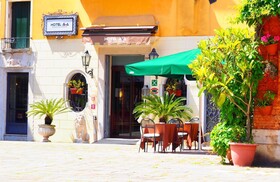 UNAHOTELS Ala Venezia