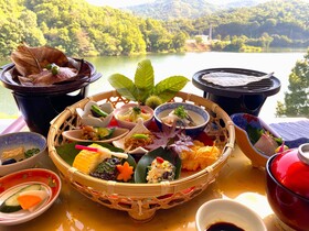 Hotel Hakuryuko Resort