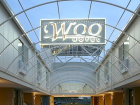Hotel Woo