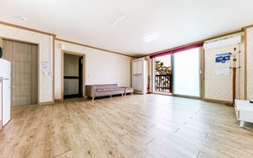Boryeong Paradise Pension Motel