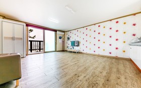 Boryeong Paradise Pension Motel