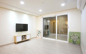 Busan J and J House Pension