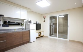 Busan J and J House Pension
