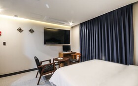 Busan Oncheonjang Hotel Mithuna