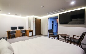 Busan Oncheonjang Hotel Mithuna
