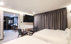 Busan Oncheonjang Hotel Mithuna