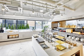 Shiftdoor Residence Hari
