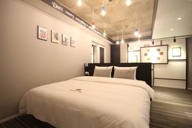 Changwon Sangnam-Dong Charlie's