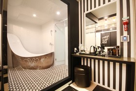 Changwon Sangnam-Dong Charlie's