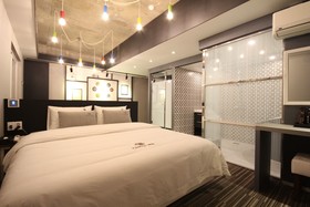 Changwon Sangnam-Dong Charlie's