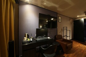 French Code Hotel