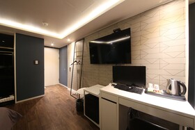 French Code Hotel