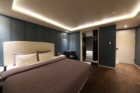 French Code Hotel