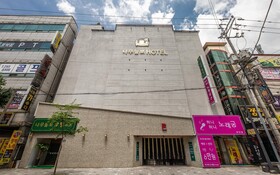 Cheongju Yongam Sloth Hotel