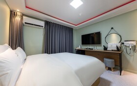 Cheongju Yongam Sloth Hotel
