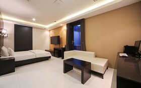 Gimhae Eobangdong Arietty Hotel A