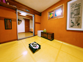 Jeonju Kim Myeong Ok Pension