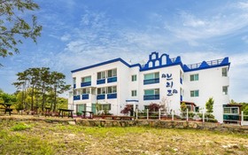 Gyeongju Breeze Pension