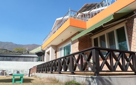 Gyeongju Chueoksogui Pension