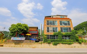 Muju Mulangae Pension