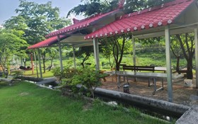 Muju Windmills and Streams Pension