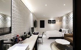 Mari Hotel