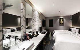 Mari Hotel