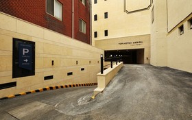Mari Hotel